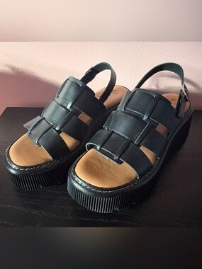 Black Platform Woven Strap Sandals made in Italy